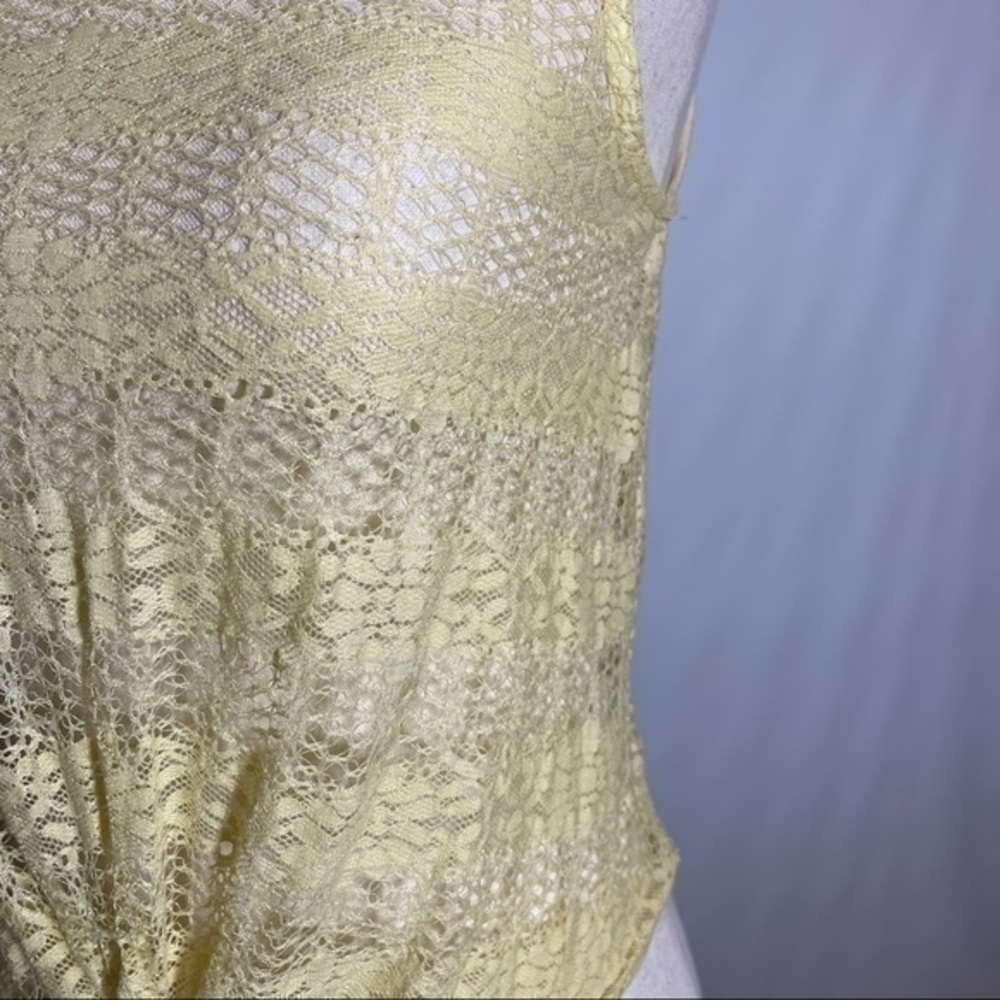 Chloe K • Yellow Floral Lace Tie Front Tank Top XS ASO Beth Greene - Picture 7 of 7